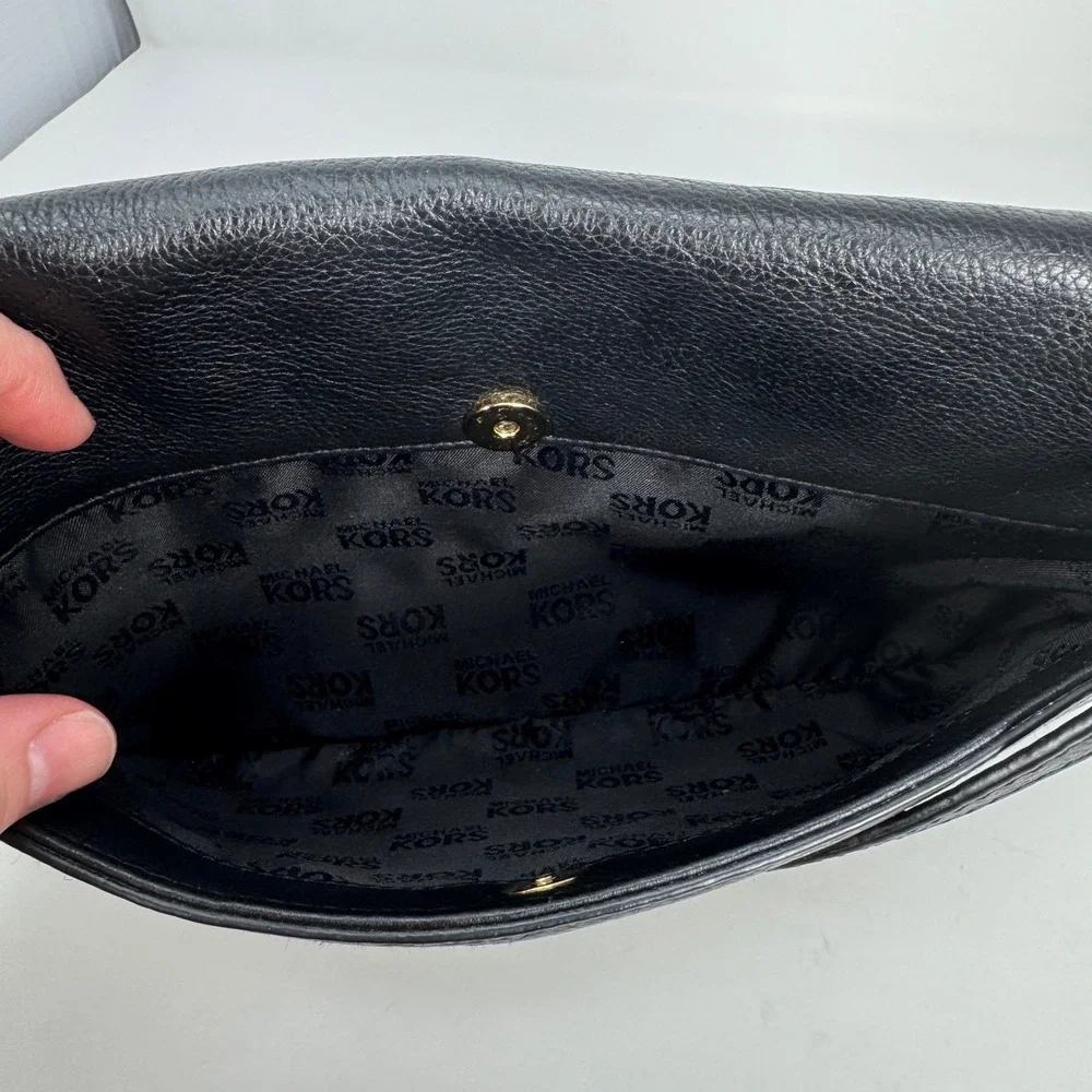 Michael Kors Black Leather Shoulder Bag Gold Hardware Clutch‎ Removable Strap